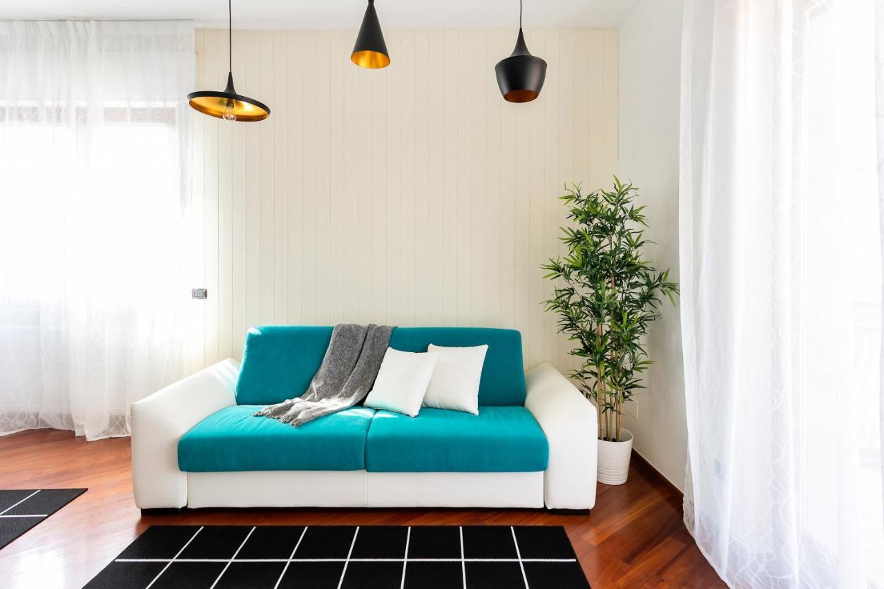 Santa Chiara Apartment By Myhomeinโกโม ภายนอก รูปภาพ