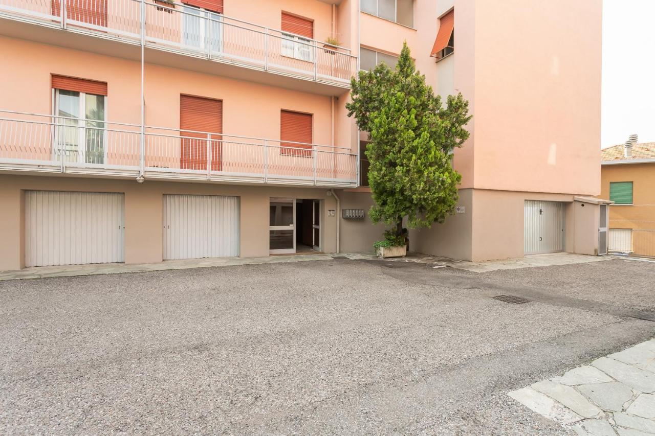 Santa Chiara Apartment By Myhomeinโกโม ภายนอก รูปภาพ
